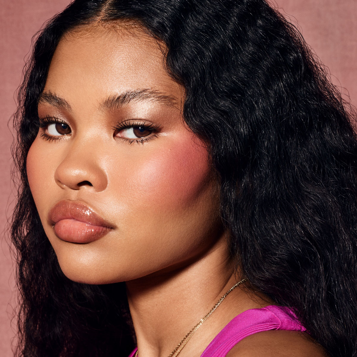 FENTY CHEEKS SUEDE POWDER BLUSH (RUBOR PARA MEJILLAS)
